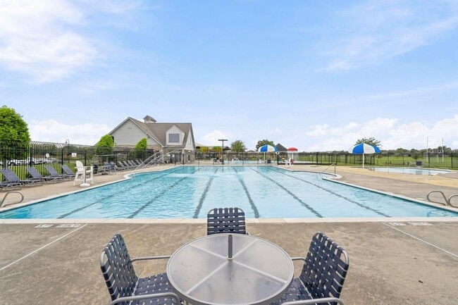 Building Photo - 9903 Garnet Springs Dr