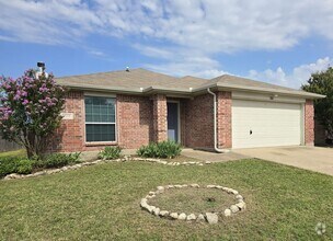 Building Photo - 8205 3 Bars Dr