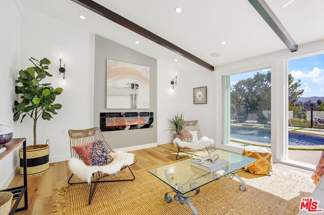 Building Photo - 4670 Brewster Dr