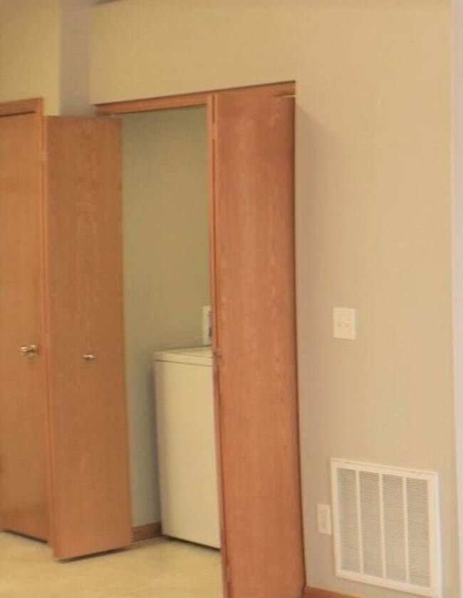 Building Photo - $1,250 | 2 Bedroom, 1 Bathroom Condo | No Pets | Available for an August 1st, 2026 Move In!