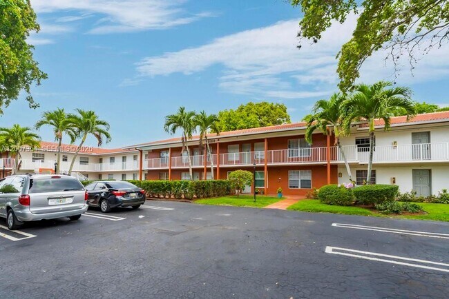 Building Photo - 3100 Coral Springs Dr