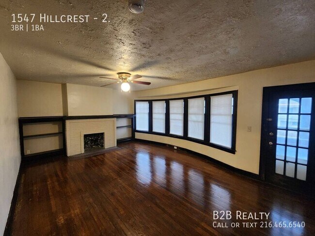 Building Photo - 1547 Hillcrest-2.