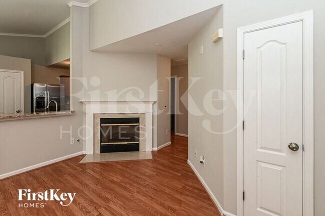 Building Photo - 4310 Cochran Farm Ln
