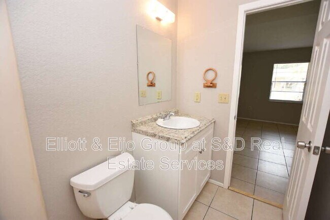 Building Photo - 1212 Waterview Blvd W
