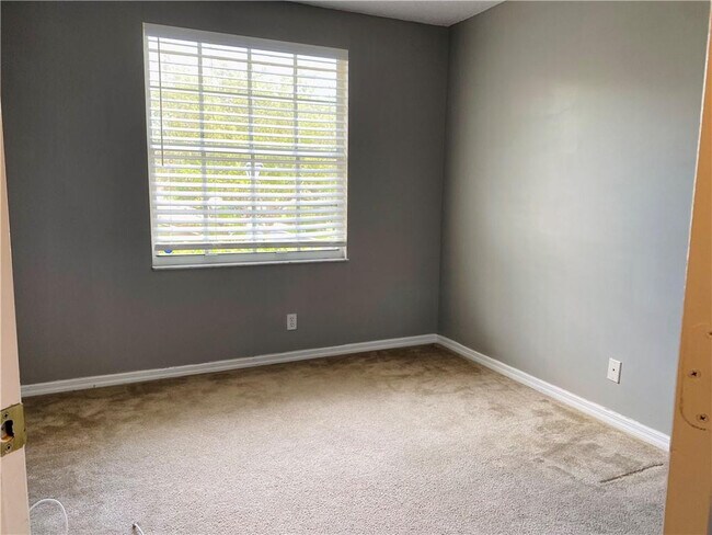 Building Photo - 8549 W Southgate Shores Cir