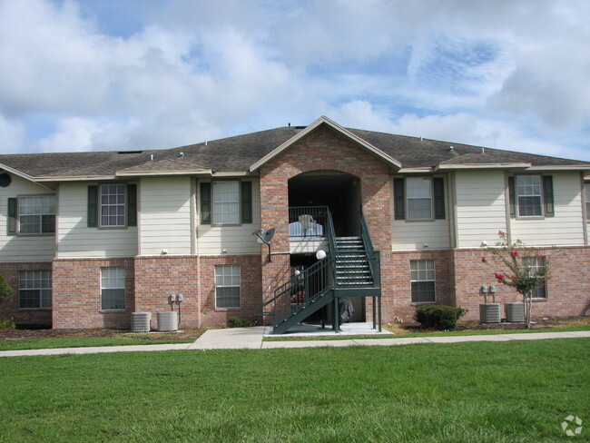 Building Photo - Cobblestone of Kissimmee