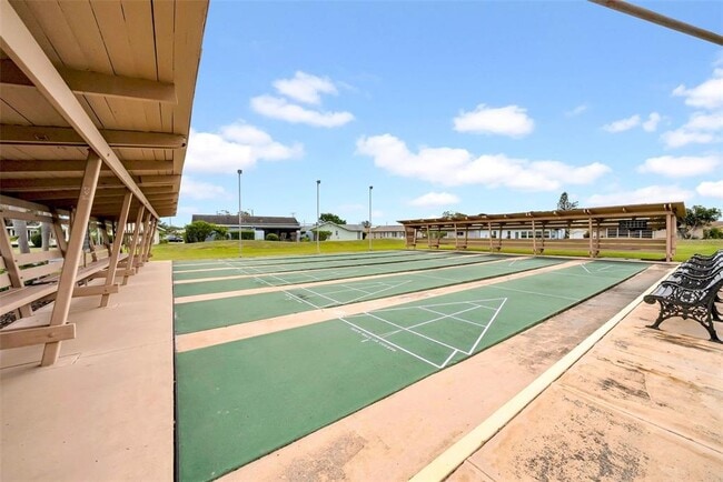 Building Photo - 4651 Lake Villa Dr