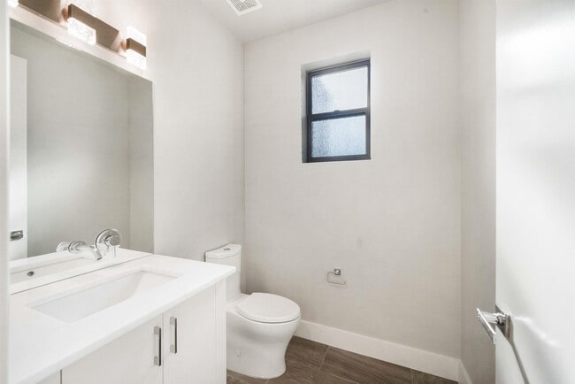 Building Photo - 4313 Banister Ln