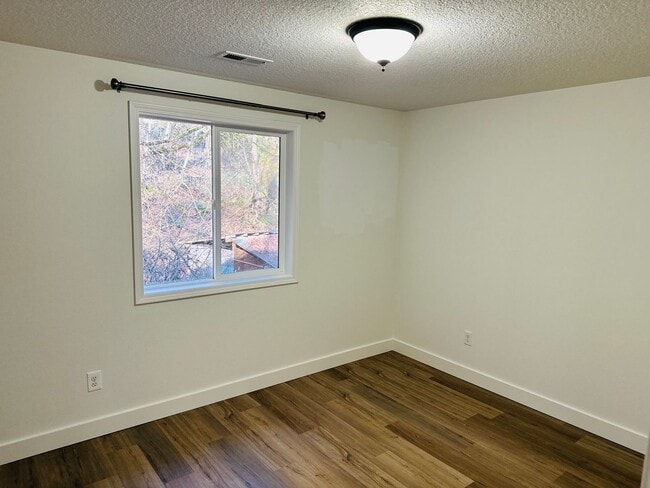 Building Photo - Charming Newly Remodeled Acreage Home