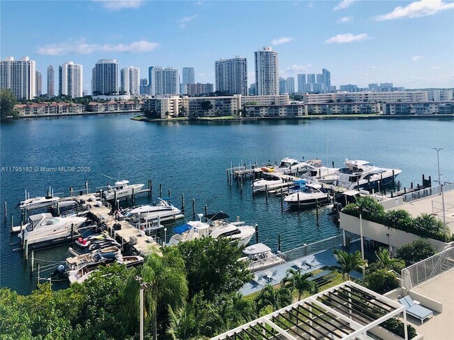 Building Photo - 18071 Biscayne Blvd