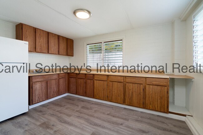 Building Photo - Lanikai -Kailua 3/3 Home