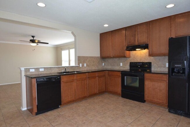 Building Photo - 11525 Autumn Ash Dr