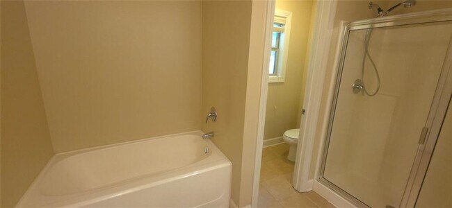 Building Photo - 507 Broughton Dr