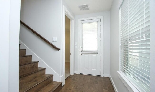 Building Photo - 1509 Bently Green Ln