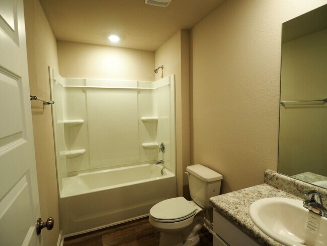 Building Photo - 7421 Brompton Dr