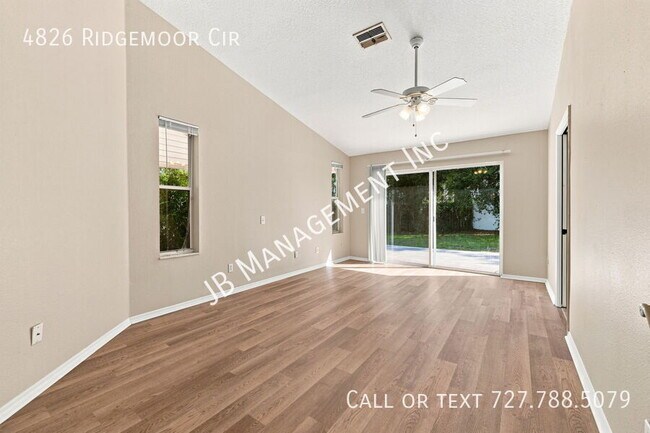 Building Photo - 4826 Ridgemoor Cir
