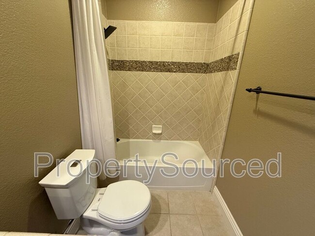 Building Photo - 4060 Chiavari Way