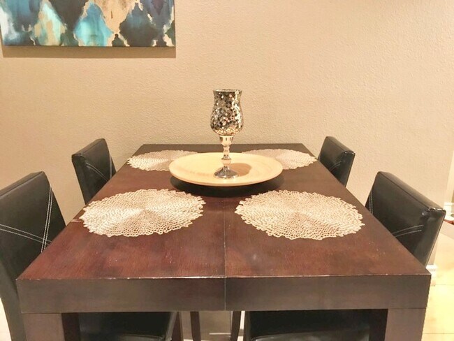 Building Photo - MOVE IN SPECIAL! $500 OFF FIRST MONTHS REN...