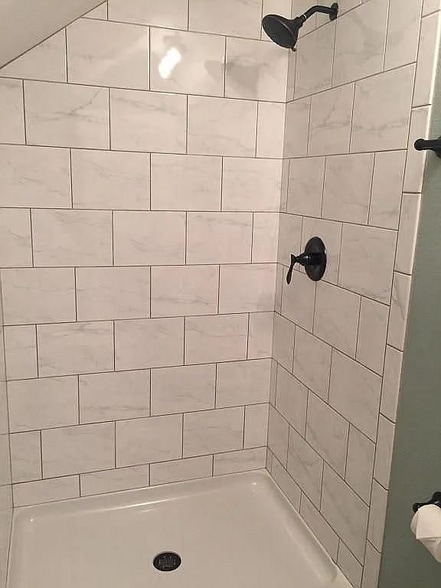 Building Photo - 6706 Vista Ave