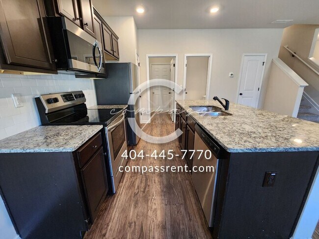 Building Photo - 1002 Mcconaughy Ct