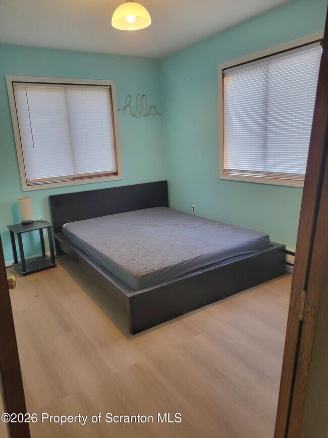 Building Photo - 353 Saunders Dr