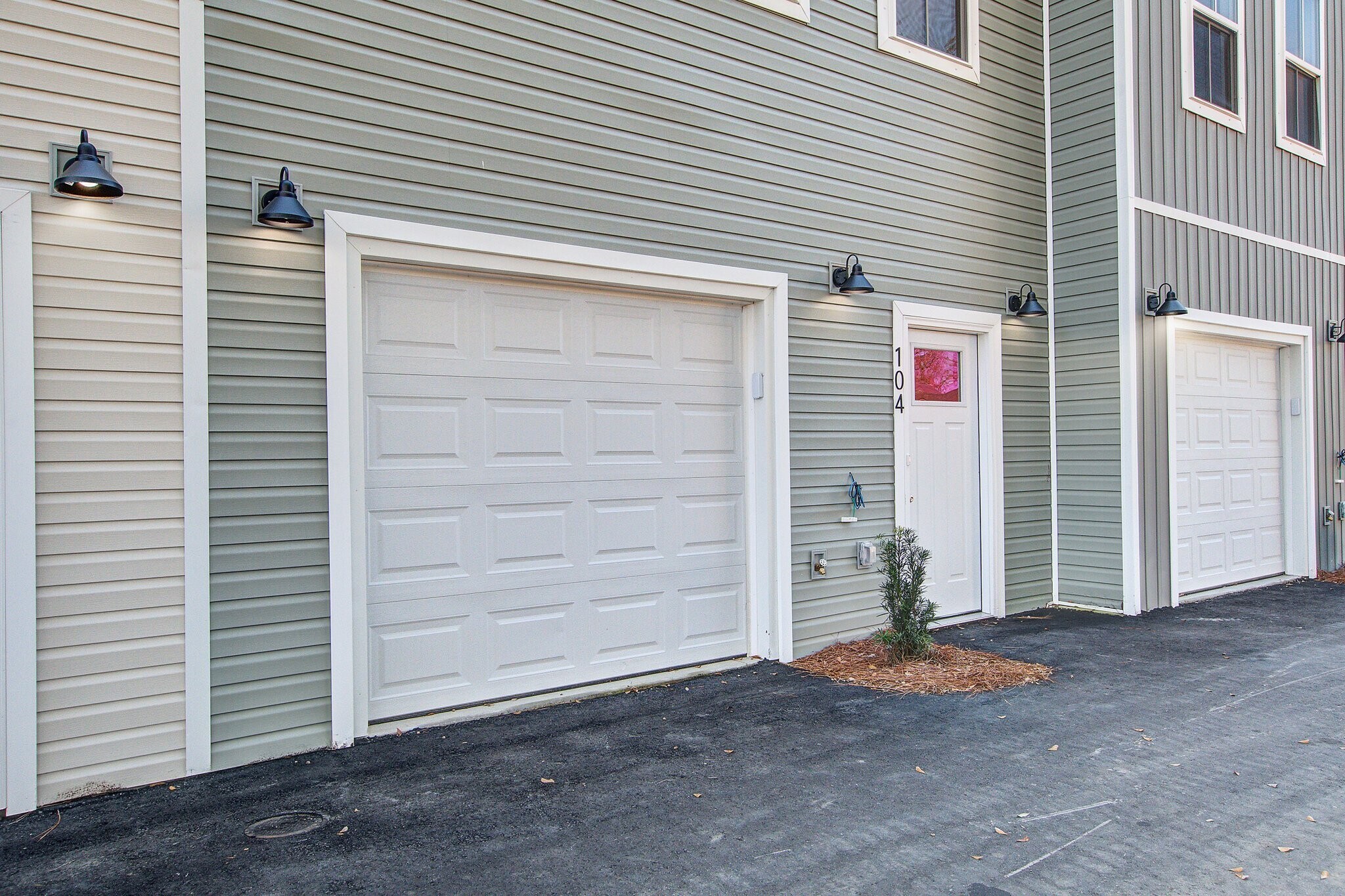 Building Photo - 2161 W Jimtown Dr