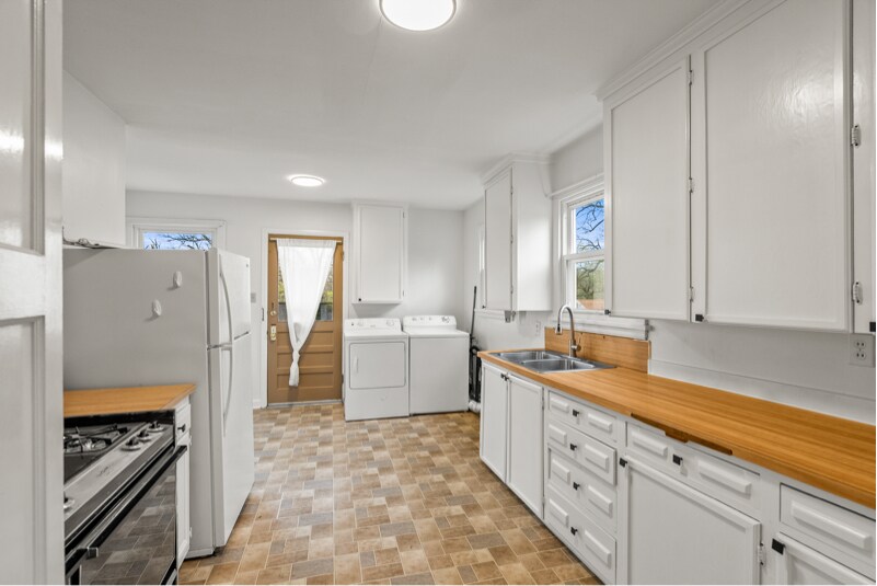 Building Photo - 1625 N Grant St