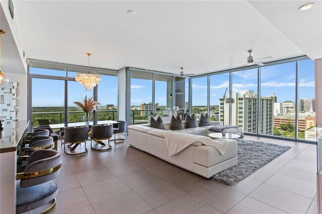 Building Photo - 260 S Osceola Ave