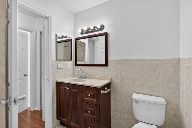 Building Photo - 7599 NW 73rd Terrace