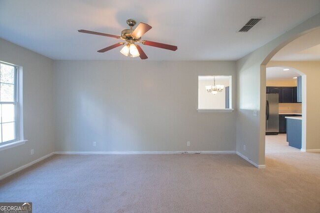 Building Photo - 81 Retreat Pl