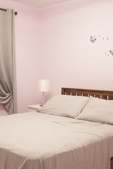 Building Photo - 4521 Palm Mesa Dr