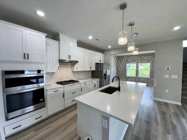 Building Photo - 434 Sustainable Wy