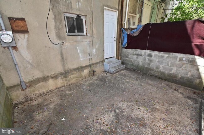 Building Photo - 3031 N Lee St