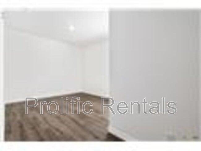 Building Photo - 3509 Abraham Dr