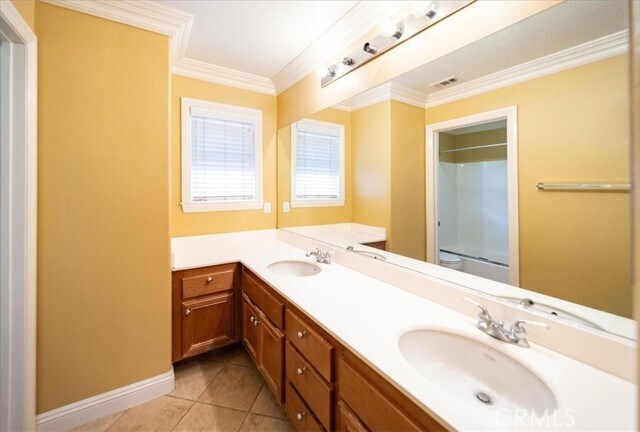 Building Photo - 36071 Horseshoe Ct