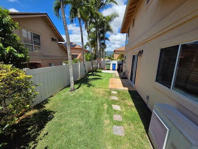 Building Photo - Spacious 2-Bedroom Home with loft in Tropics at Waikele with 2 car Garage