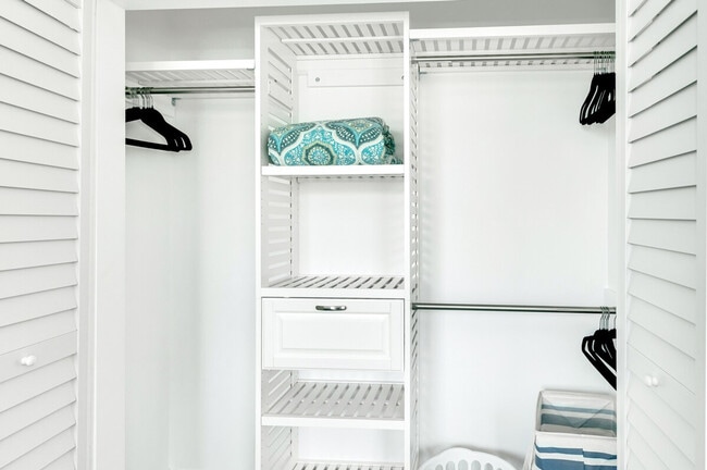 Building Photo - 111 Hanover St