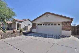 Building Photo - 30725 N Royal Oak Way