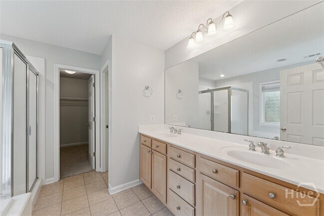 Building Photo - 161 Marshview Dr