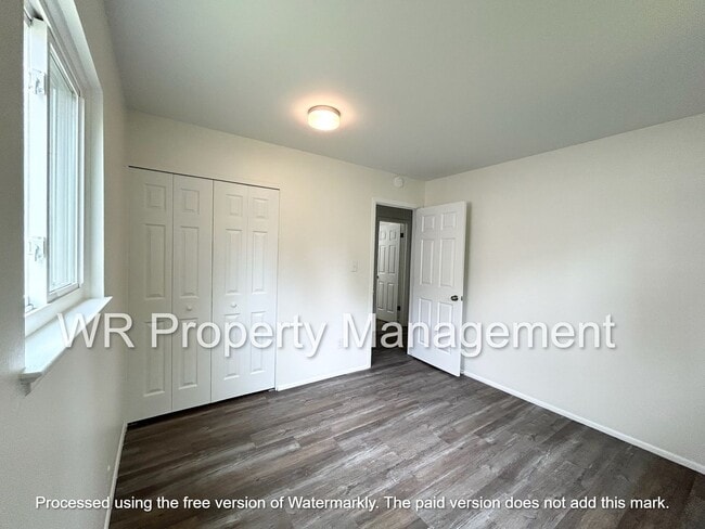 Building Photo - 3 Bed 2 Bath Ranch in Lambertville for Rent