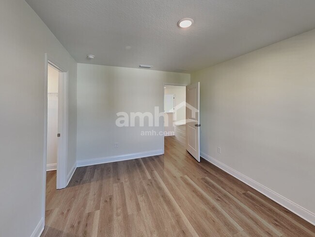 Building Photo - 5698 Dease Rd