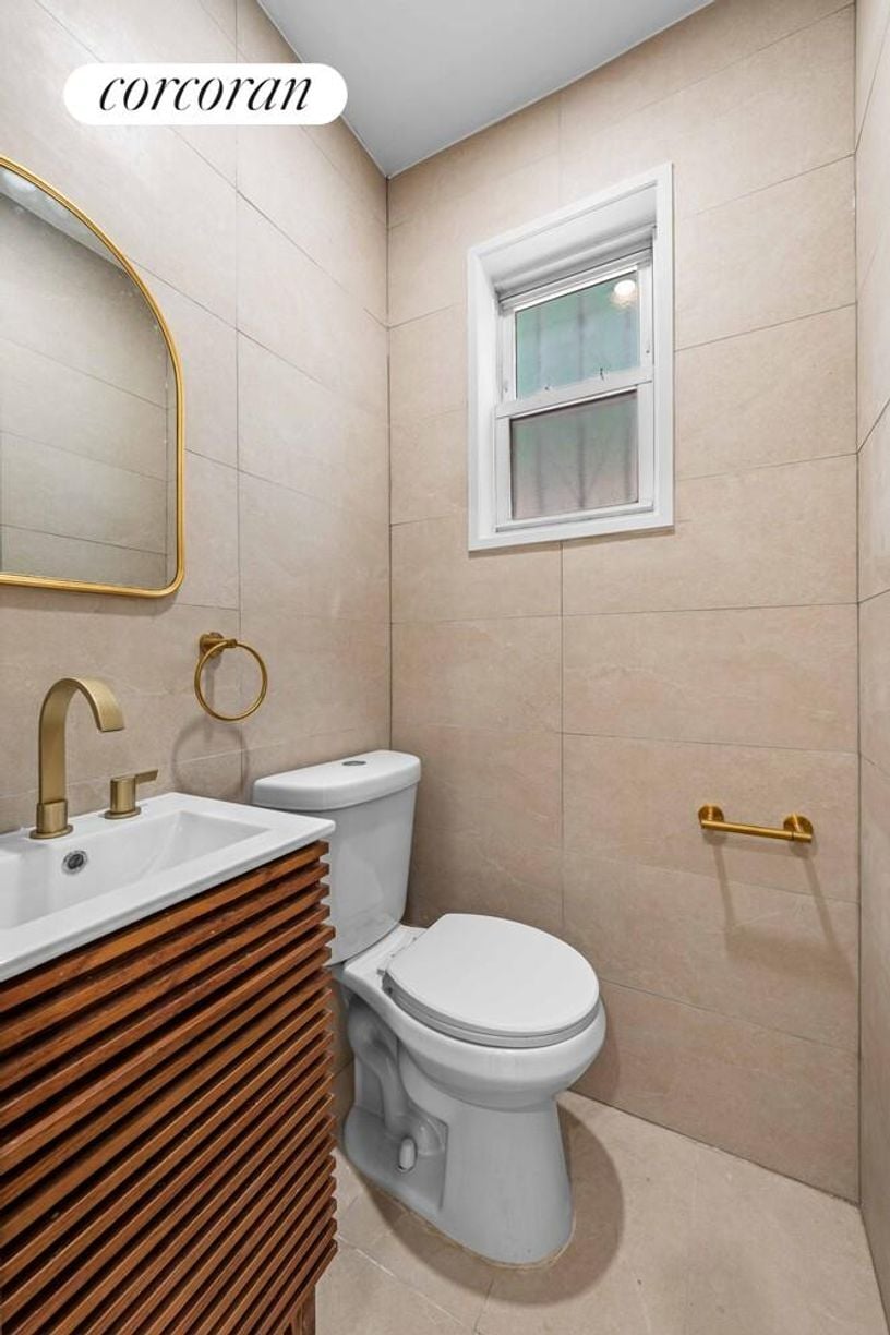 Building Photo - 43-07 60th St