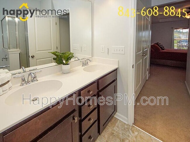 Building Photo - 236 Swallowtail Ln