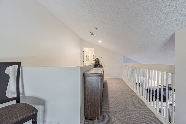 Building Photo - 5427 Villa Deste Ct