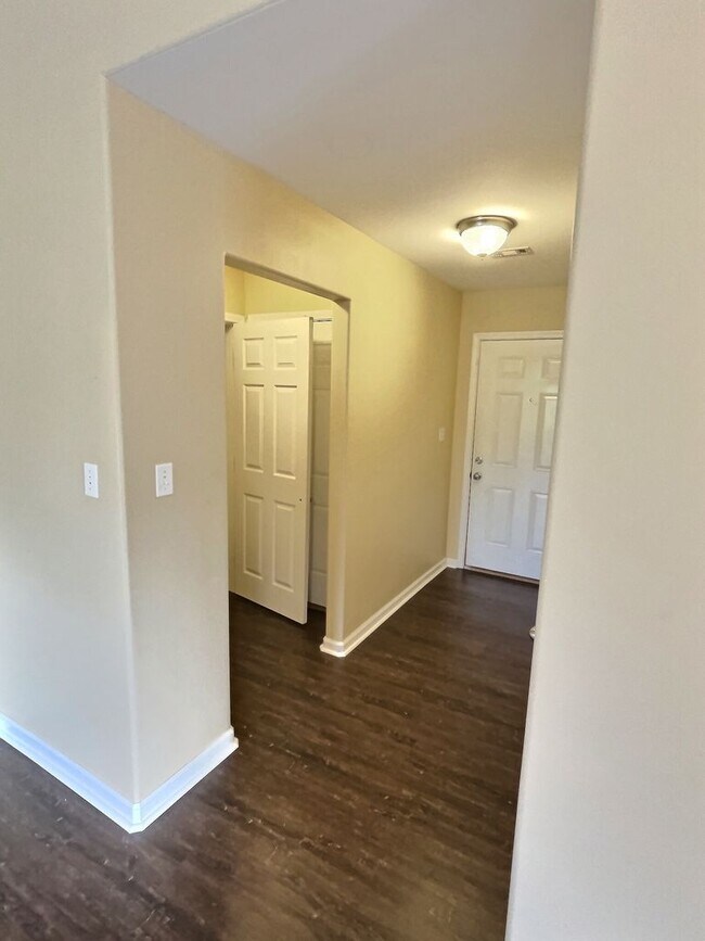 Building Photo - 3 BD 2 BA home in the St. Martin School District of Ocean Springs