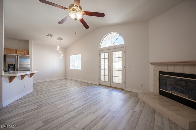 Building Photo - 8301 Boseck Dr