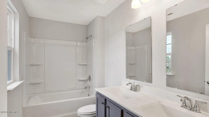 Building Photo - 5336 Black Oak Ct