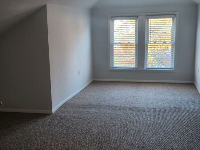 Building Photo - 809 Bay Ridge Ave