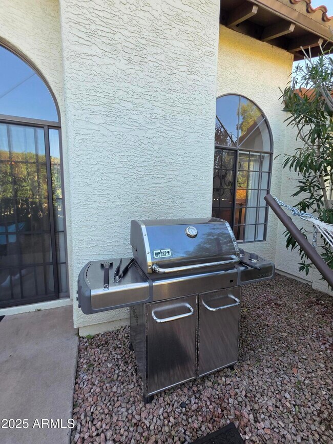 Building Photo - 11011 N 92nd St