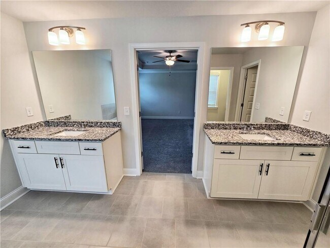 Building Photo - 3856 Lockaby Way